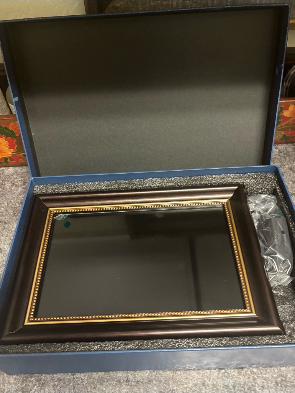 Frameo 10.1” WiFi Digital Picture Frame. Black with gold trim. - Picture 2 of 3